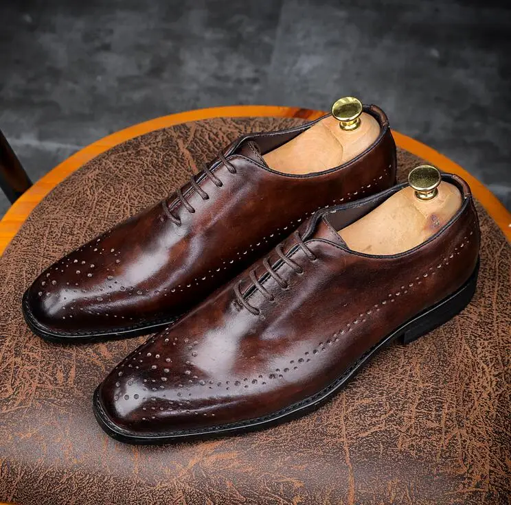 Обувь из натуральной кожи мужские повседневные заостренный носок башмак Формальные модельные туфли мужские Дерби большой размер Мужская обувь высокого качества 36-47 - Цвет: dark brown