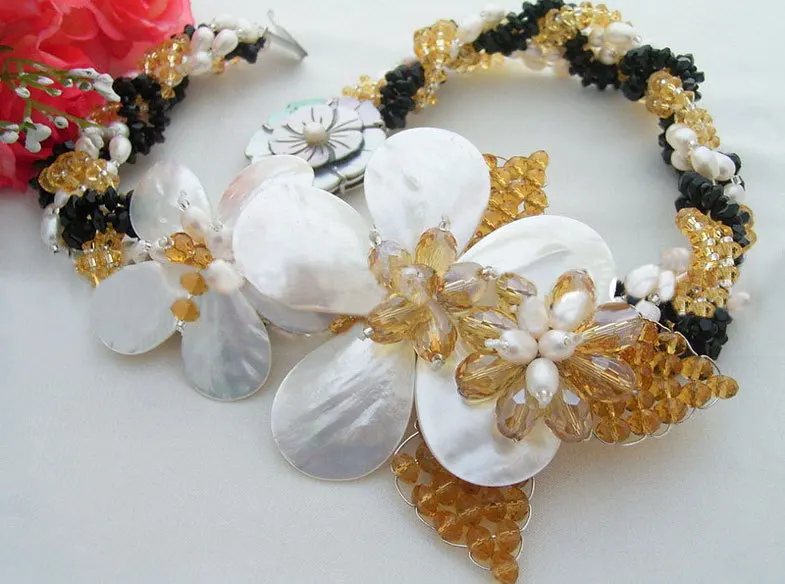 

Charming! 6Strds Pearl&Crystal&Shell Necklace