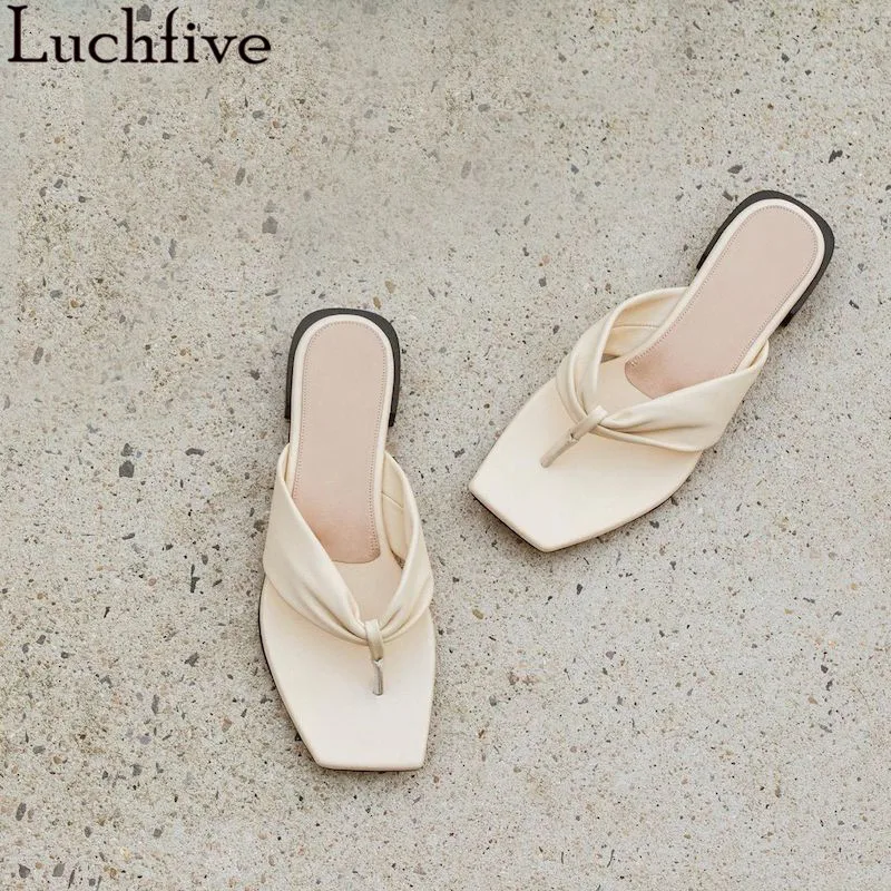 d5d0588bf658877ba8d86c41b099b08b_O1CN019WSUiM1kA54rS68Iu_!!389964642