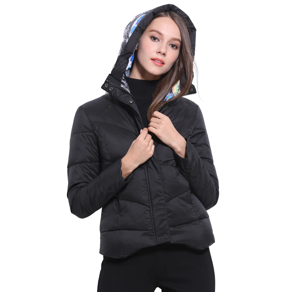 Europe Style high quality 2018 Winter Coat Short Style Women's New Designing Down Jackets Wear a hat Women's clothing