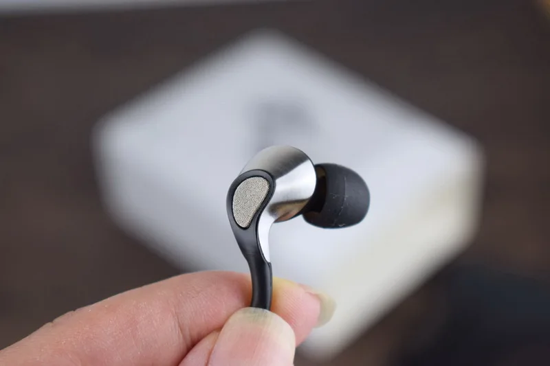 meizu-flow-hyprid-earphonds-for-android-iphone (7)