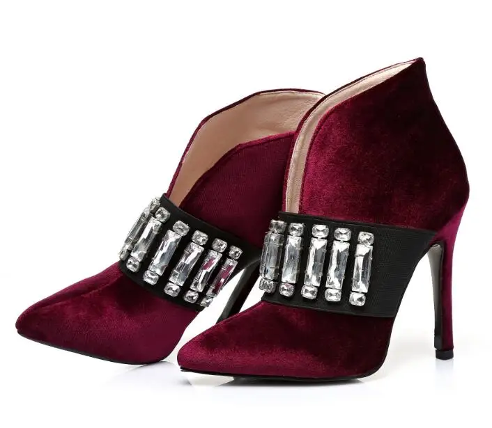 

Luxury Crystal Buckle Women Point Toe Ankle Boots Deep V Cut Out Ladies Slip On Boots Fashion Suede Leather Female Dress Boots