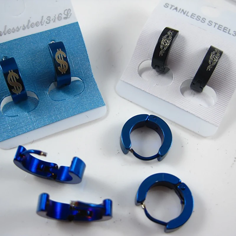 Оптом много смешанных различных дизайнов мужские 20 пар из нержавеющей стали череп крест дешевые синие Черные серебряные серьги-гвоздики