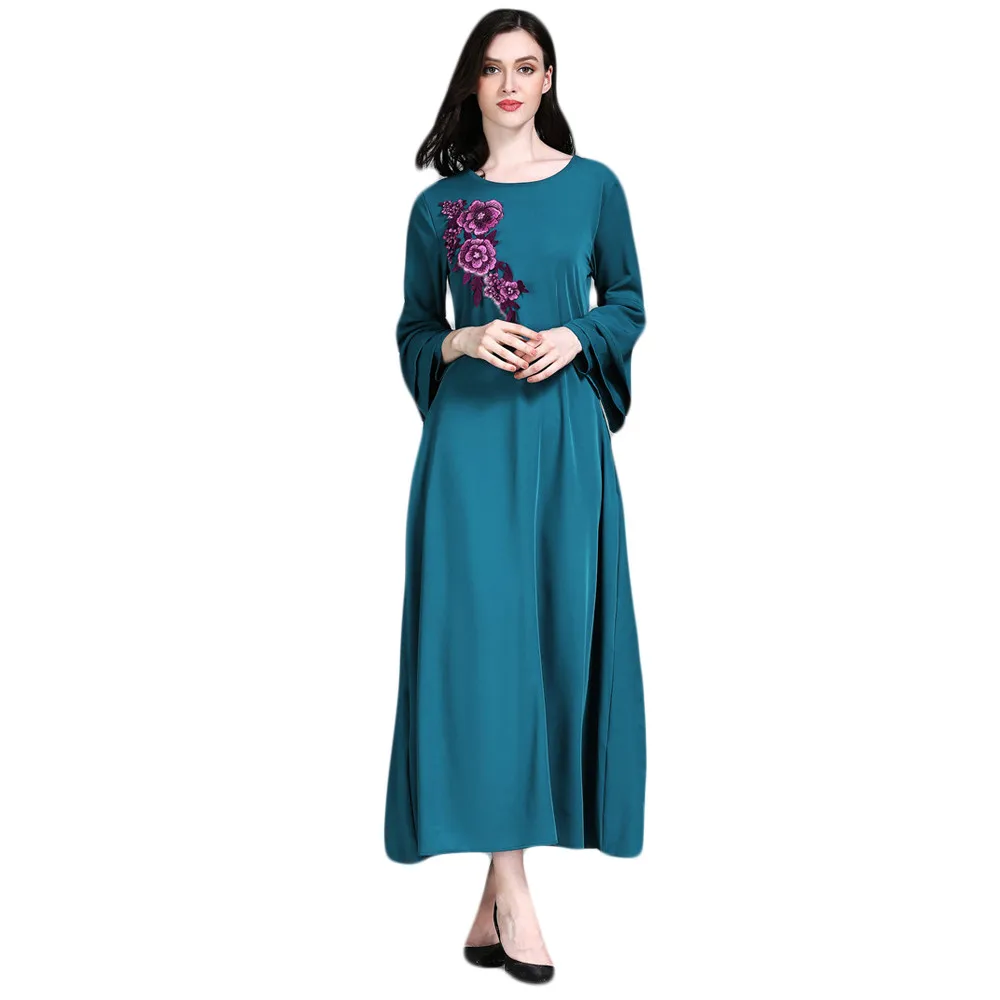 

2018 High Quality Muslim Women Islamic Pure Color Embroider Plus Size Middle East Long Dress Fashion Hot Sale Gift W410