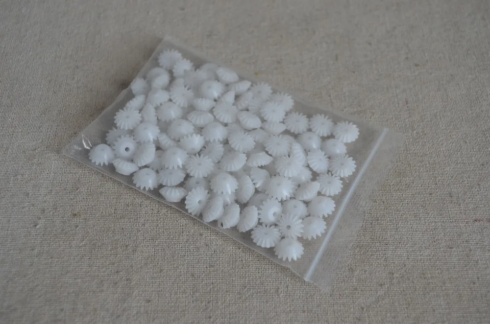 

Wholesale DIY 100PCS 0.5 Modulus 16T 2mm Aperture Plastic Spindle Bevel Gear Allotype Gears For RC Motor Axle Model-Making