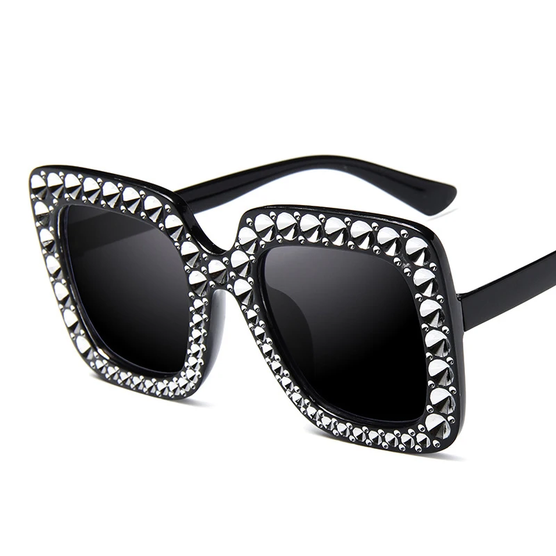 

Luxury Brand Designer Sunglasses for Women Oversize Crystal Glasses Square Shades Women Fashion Sunglasses Retro Top Rhinestone