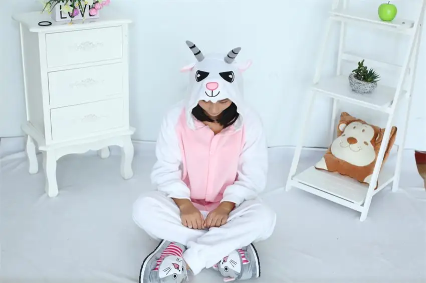 

Cartoon Adult Unisex Goat Onesies Pyjamas Fleece Sheep Pajamas Animal Costumes Cosplay Cartoon Sleepwear animal conjoined