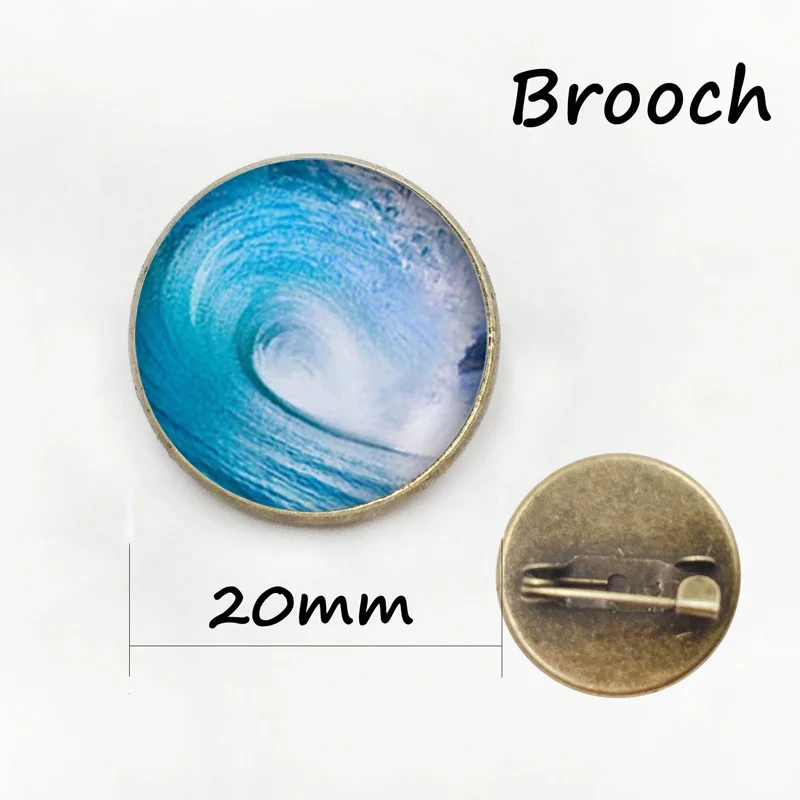Brooch Plated Silver pin Glass Round The Great Wave at Kanagawa Japanese Asian Nautical Ocean Sea Five-pointed star