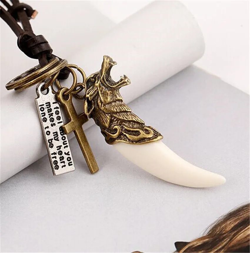 

Vintage Style Chic Wolf's Fang Shaped Necklace For Women Resin Fangs Necklace Pendant Unique Tone Colares Feminino