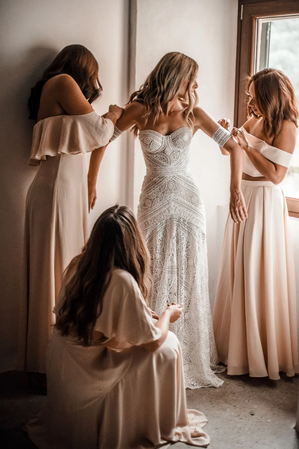 Элегантные Молодежные эстетические свадебные платья, облегающие кружевные сетчатые Многослойные свадебные платья, модные романтические платья Noivas Abiti Sposa ZW189
