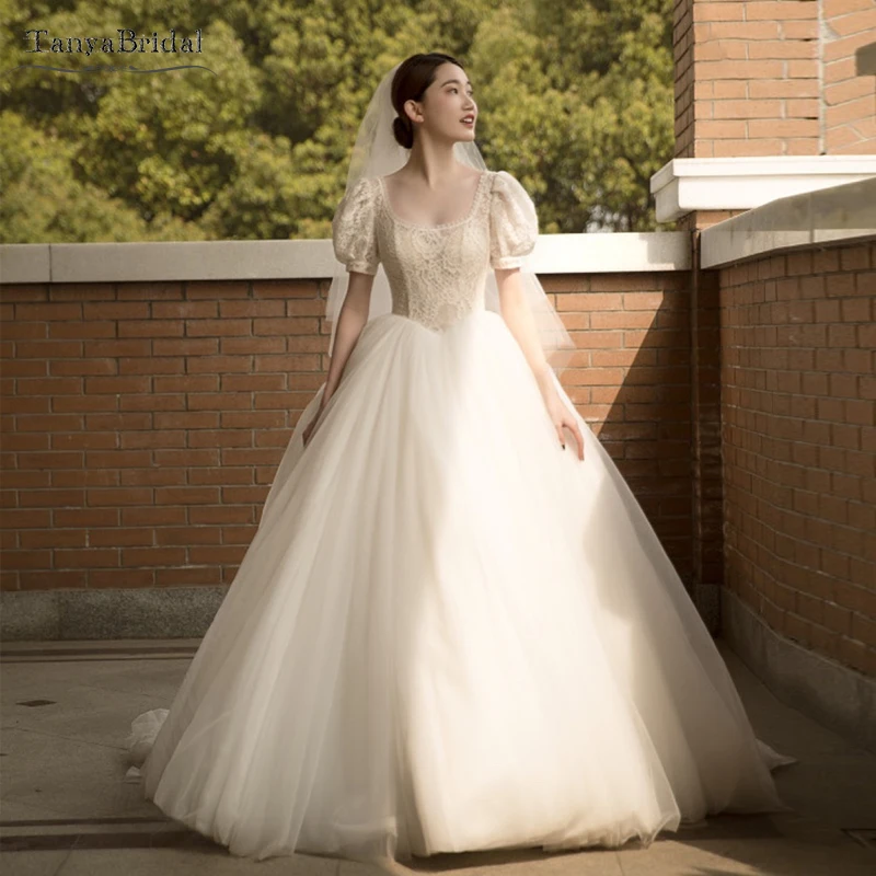 

Vintage Lace Tulle Wedding Dresses Short Sleeve Elegant Bridal Gowns A Line Vestido De Noivas DW116