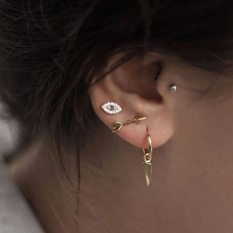 

4PCS Vintage Gold Color Arrow Eye Circle Piercing Stud Earrings for Women Mix Design Crystal Small Ear Studs Cuff Earrings Set