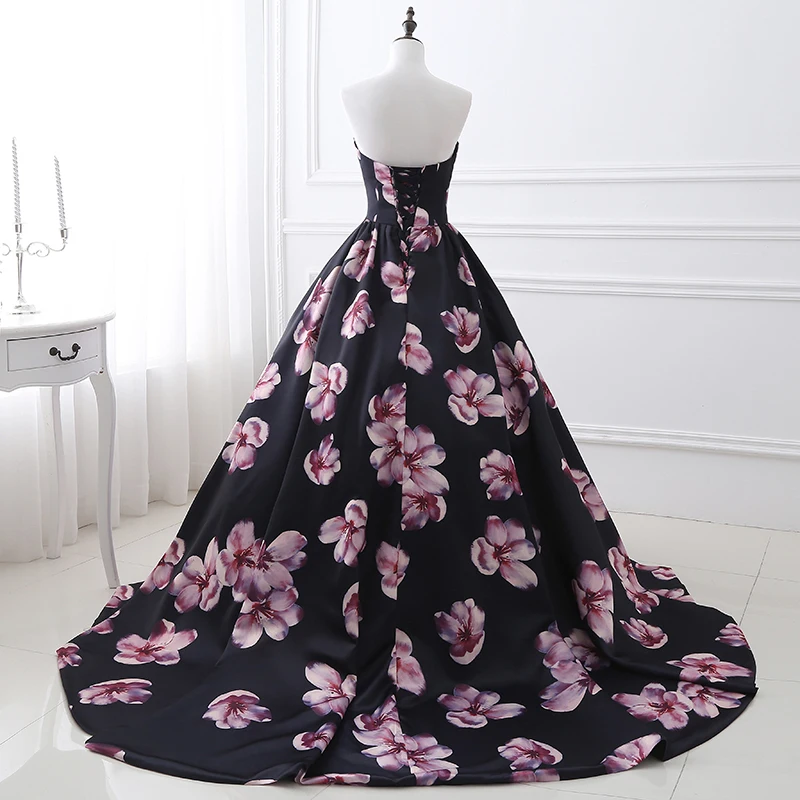 Women's Sleeveless Sweetheart Princess Dress