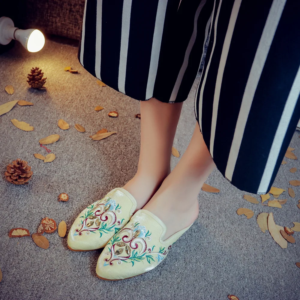 Женские туфли-лодочки женская обувь Большие размеры 35-43 и выше, обувь Muller модельные туфли Стразы high-end атласные летние домашние тапочки сандалии тапочки