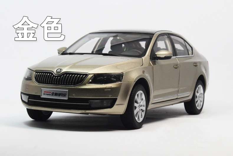 SKODA Octavia 2014 Red 4