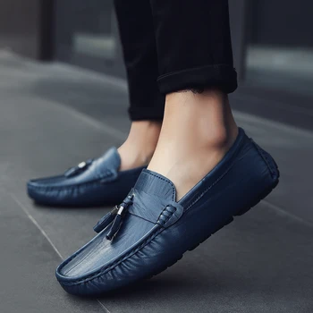 

GOXPACER Autumn Shoes Men Tassel Loafers Casual Shoes Genuine Leather Flats Fashion Male Shoes Flat Heel Lazy Comfortable New