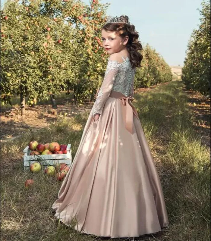 30 Flower Girl Dresses For Wedding Vintage Little Girl Pageant Dresses Long Sleeves Knot Bow Buttons Back Top Lace Full Sleeves (1)