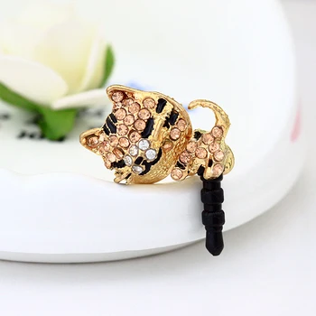 

100pcs/lot Korea Full of Diamond Jewelry Sleepy Little Cat Phone Dust Plug For Iphone and All 3.5mm Earphone Plug Smart Phone