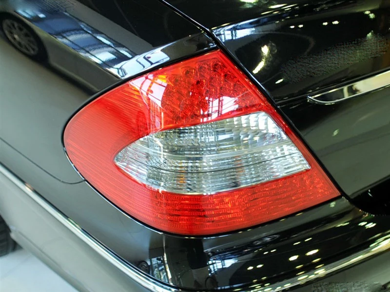 EOsuns светодиодный задний светильник+ тормозной светильник+ указатель поворота Задний бампер светильник отражатель для Mercedes-Benz E Class W211 E200 E220 E240 E260