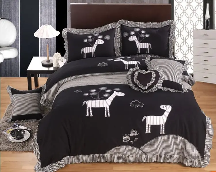 Black And White Animal Mickey Mouse And Minie Bedding Sets Pink