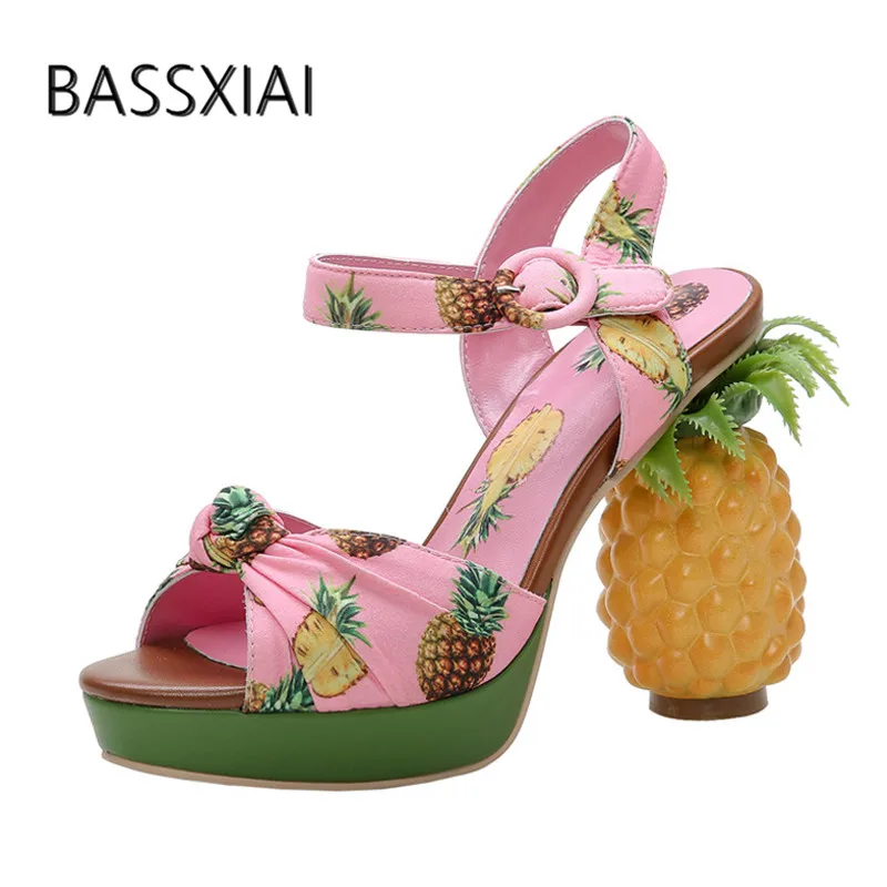 

2019 Pineapple Heel Platform Sandals Woman Open Toe Pink Leather Sweet Gladiator Sandals Women Fashion Party Shoes