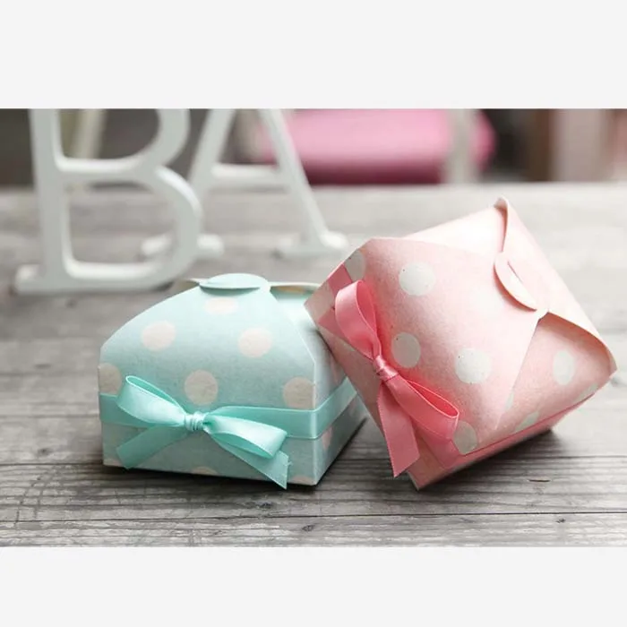 Коробка для конфет пакет из шоколадной бумаги подарок на день рождения свадебное - Фото №1