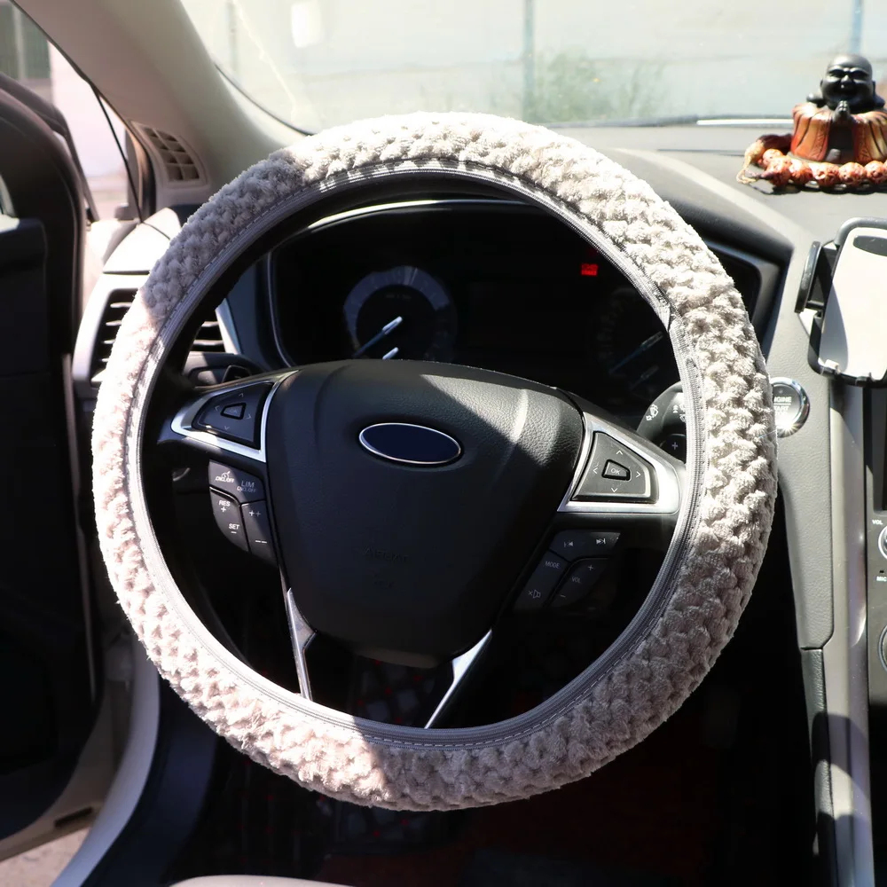 

YOSOLO Steering Wheel Cover Car-styling Pearl Velvet Soft Warm Plush Covers Car Accessories Auto Decoration Winter Universal