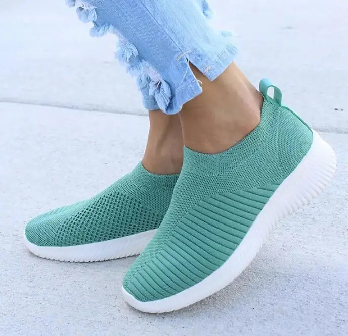 

fashion plus size breathable air mesh sneakers women 2019 spring summer slip on platform knitting flats soft walking shoes woman