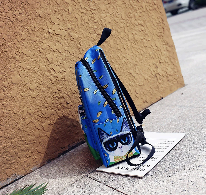 4648822349_2057336696