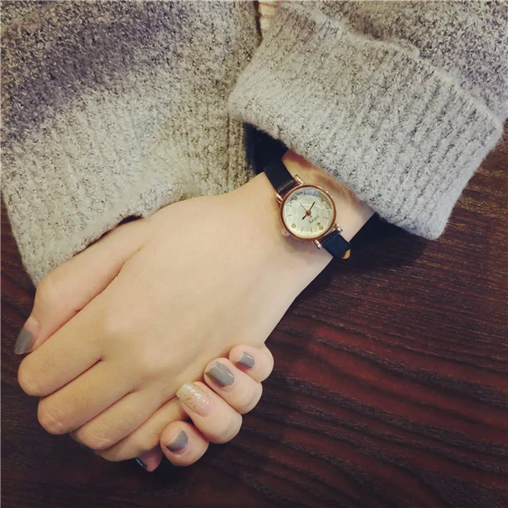 

Simple Retro Small Girls Watch Dial Female Table Belt Casual Wave Clock Uhren Relojes Mujer Metal Montre Femme#77