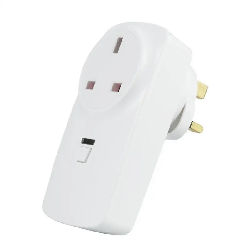 

UK Standard AC220V 110V Smart Electrical Socket Wall Remote Control Socket Travel Plug with Remote Controller Z35
