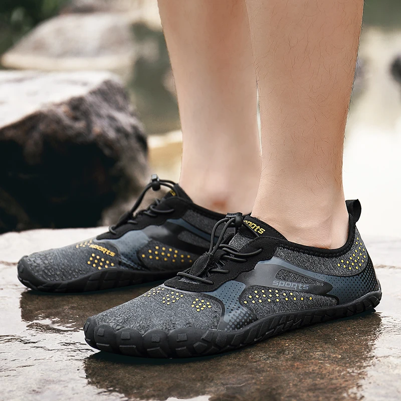 Shoes Men For Summer 2018 Outdoor Working Breathable Waterproof Men Shoes Big Size Unisex Five Totes Flat Shoes Men Aqua Shoes