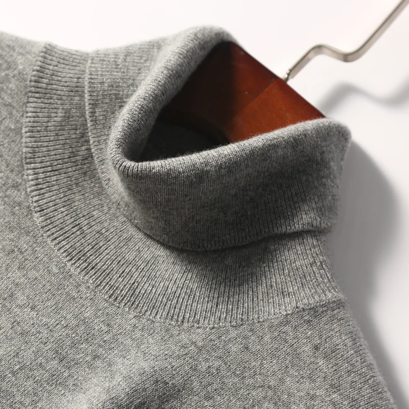 Cashmere A Collo Alto del Maglione Degli Uomini di Autunno Inverno Collo alto A Manica Lunga Colori Solidi Pullover Classico Maglione casual Uomo Copre il trasporto libero 2