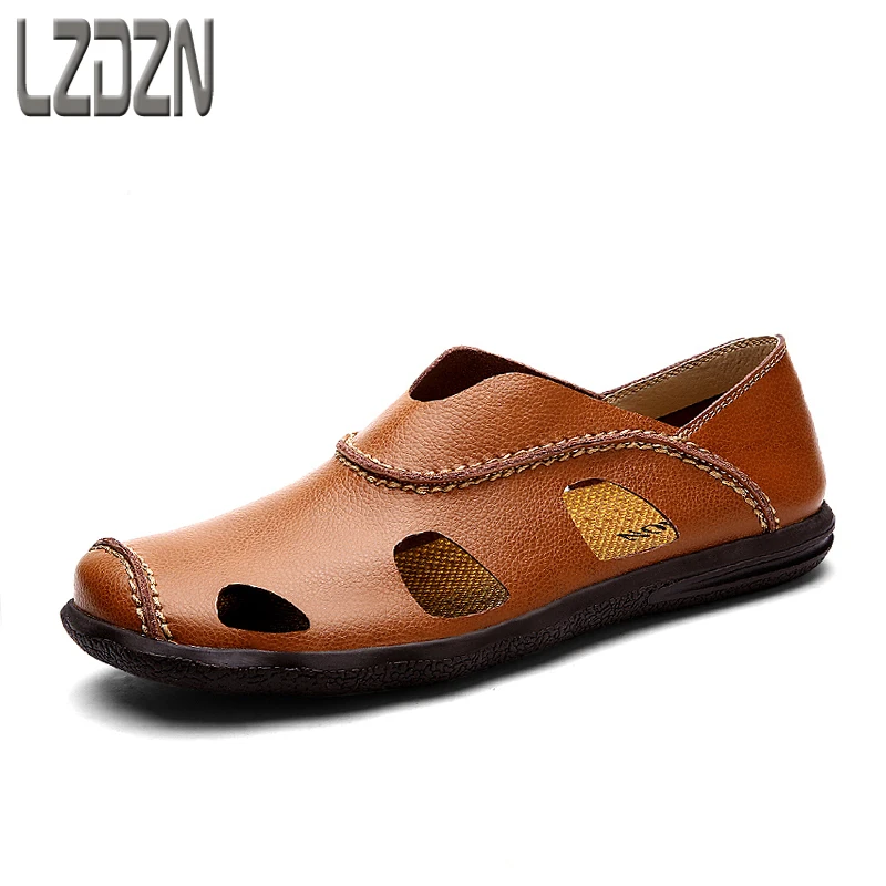 

Summer sandals shoes middle-aged men drag Baotou dad sandals breathable leather slippers summer men half hole