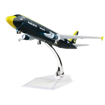 

Malaysia AirAsia Naza A320 16cm alloy airplane models child Birthday gift plane models toys Free Shipping