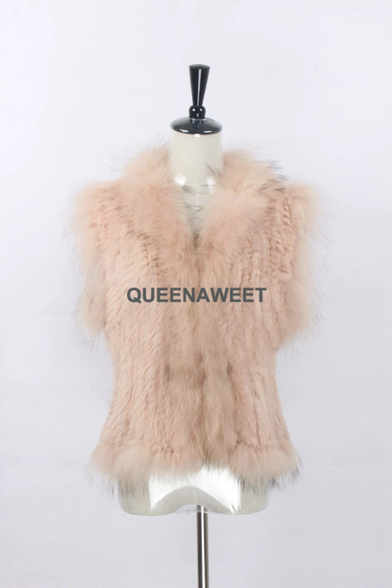 

Real Rabbit Fur Vest Classical Knitted Fur Gilet with Raccoon Fur Collar And Lady Coat