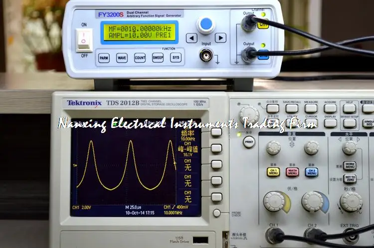 Цифровой DDS двухканальный функция источник сигнала Генератор произвольной формы/импульсный частотомер 12 бит Синусоидальная волна 20 МГц