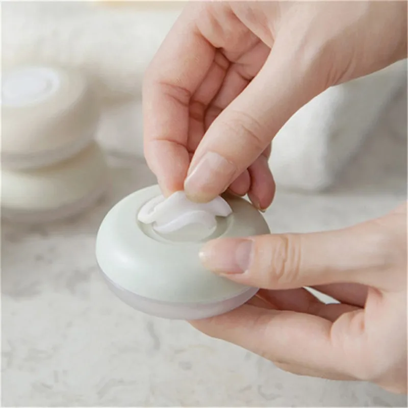 

New Fashhion Portable Travel Push-type Hand Washing Soap Liquid Bottle Organizer Dispenser Container Round Emulsion Storage Box