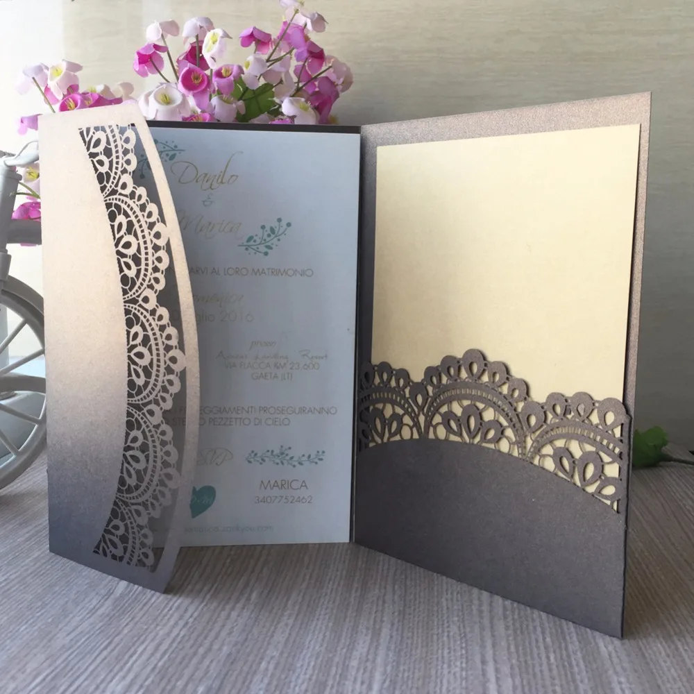 

50pcs/Lot Chic Laser Cut Carved Birthday Party Invitation Cards Carte Invitation Marriage Greeting Cards