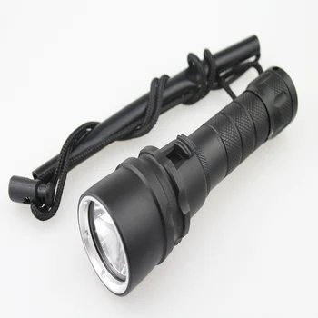 

CK01 Magnetron Front and Back Pushing Type Non Polar Dimming CREE XM-L2 U3 900lm LED Diving Flashlight (1x18650)