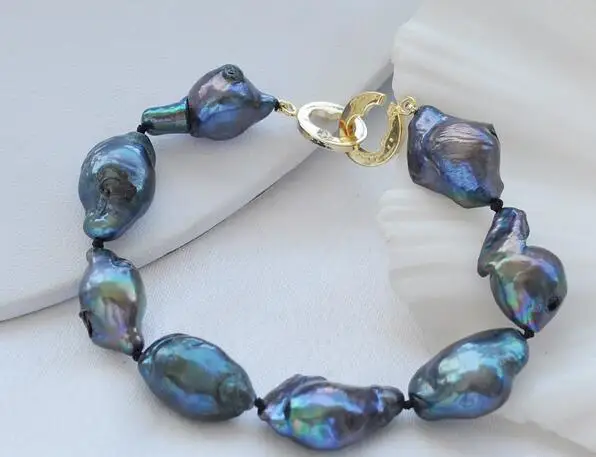 

1548 black baroque KESHI REBORN PEARL bracelet