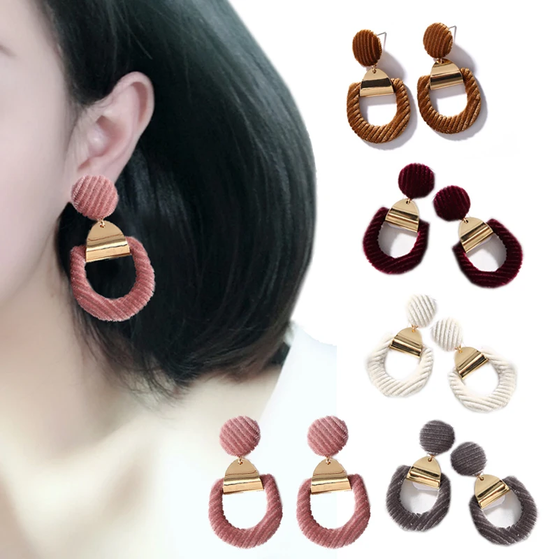 

Women Geometry Earring Ear Stud 1Pair Hollow Jwelry Gifts Charm Velvet New Hot Retro Circle