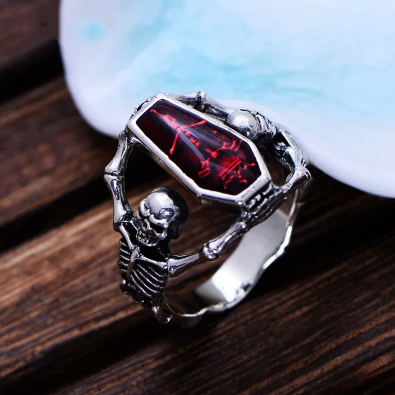 Hot Sale Vintage Silver Color Vampire Bat Skull Ring Punk Rock Style Men's Finger Ring Motorbiker Jewelry anel masculino