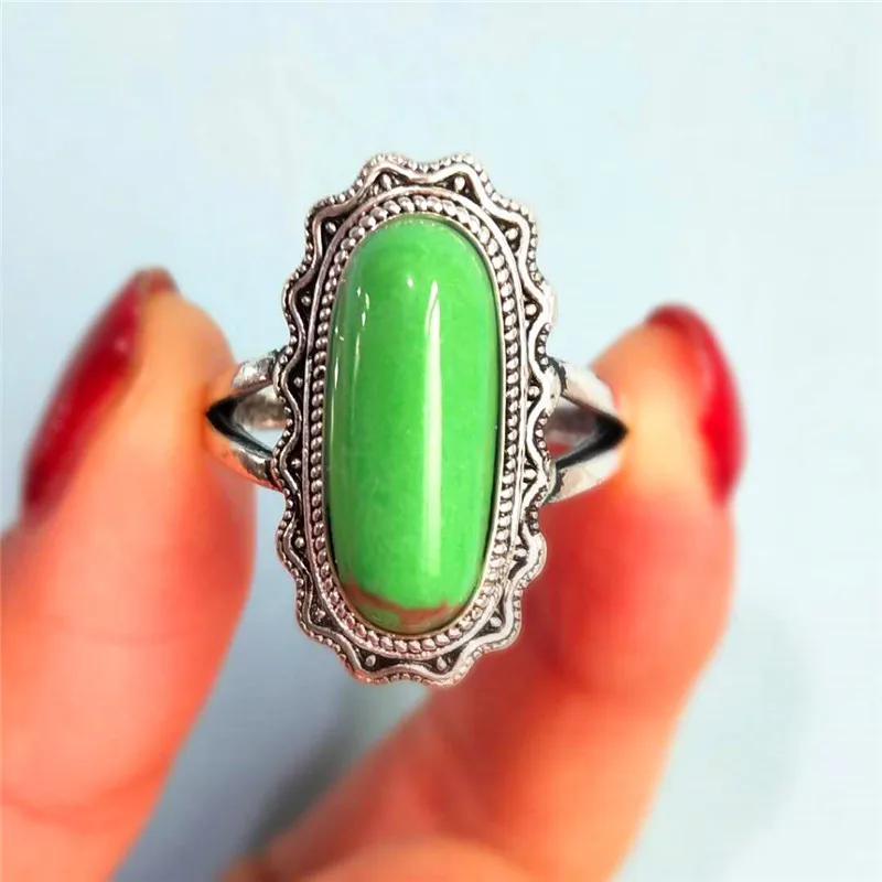 JUNXIN Boho Green Stone Big Rectangle Rings For Women Men Antique Silver Metal Female Male Cocktail Ring Vintage Indian Jewelry