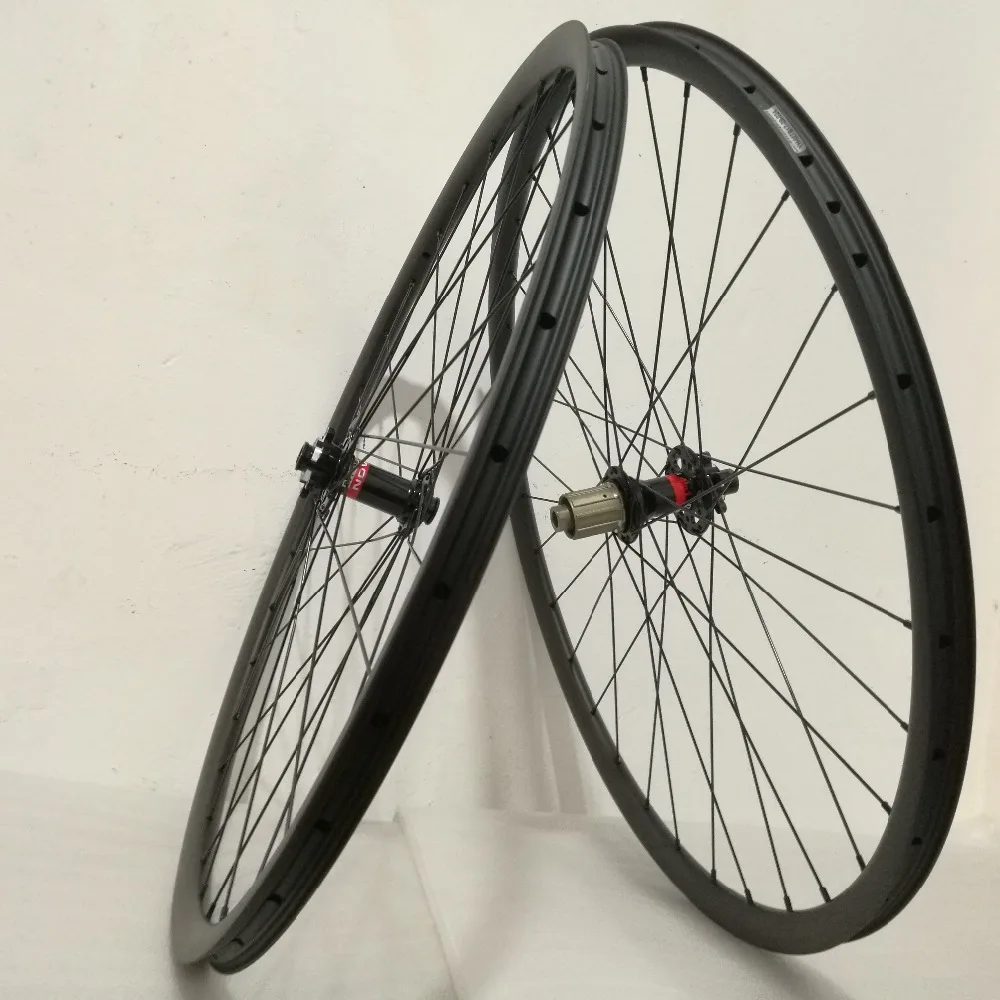 Clearance 27MM*23MM XC/AM 29er 650B 26er carbon wheelset clincher tubeless Compatible mountain carbon mtb wheels soloteam carbon wheel 1 Clearance 27MM*23MM XC/AM 29er 650B 26er carbon wheelset clincher tubeless Compatible mountain carbon mtb wheels soloteam carbon wheel 1