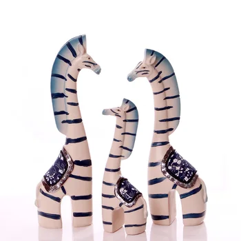 

Nordic home accessories living room porch wine cabinets trinkets ornaments Zebra family of three resin decoration ideas