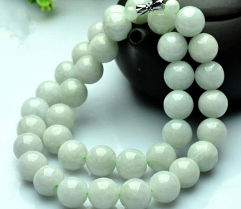 

1334 Imperial Untreated A Grade 100% Natural Jade/Jadeite Beads Necklace