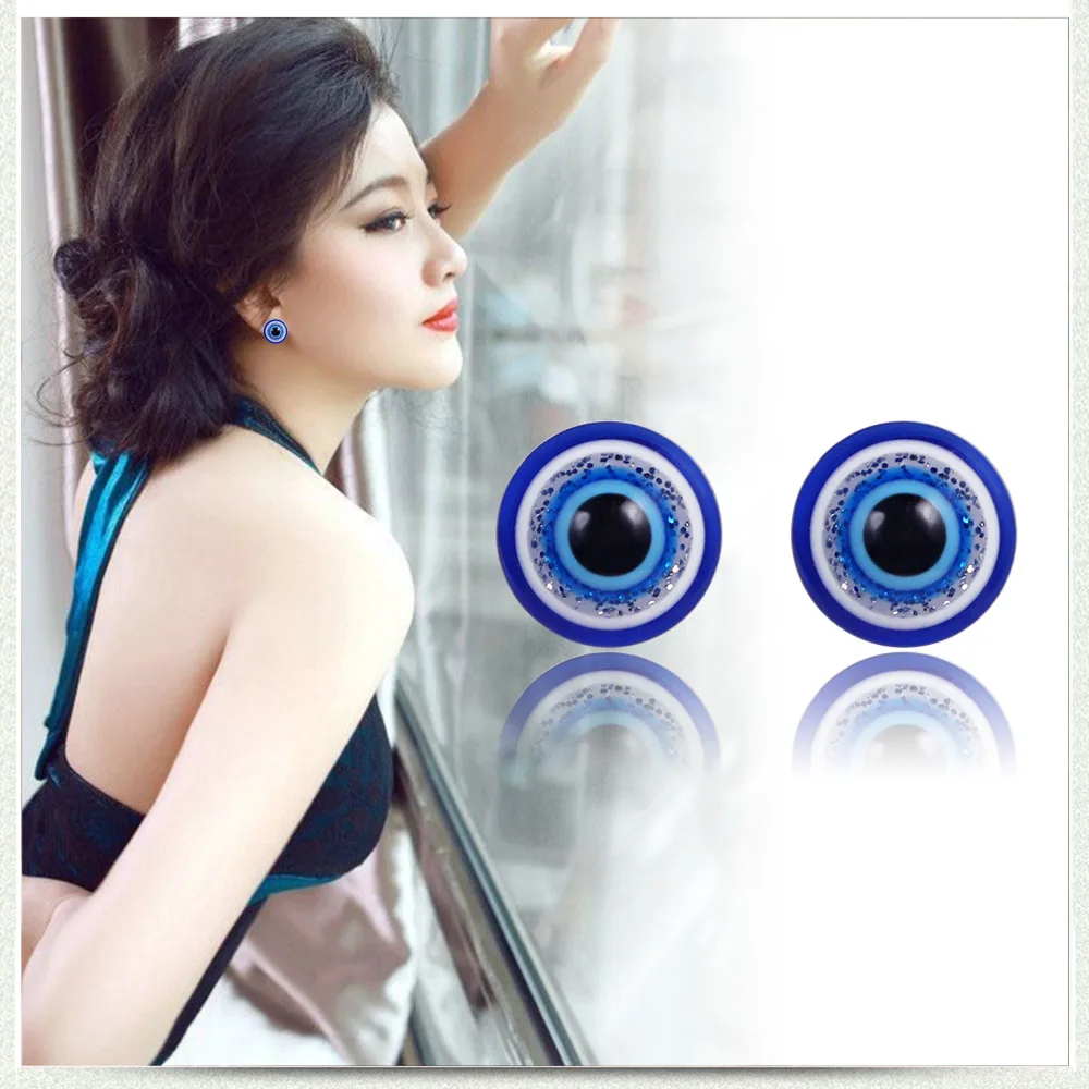 

Fashion Vintage Small Blue Evil Eye Earrings Beautiful Round Magnetic Earrings for Men Studs Women Accessories