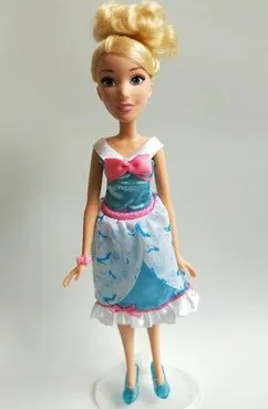 Dolls and Accessories barbie dolls and accessories