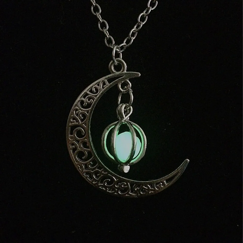 

Pendant Necklace Women Necklaces Retro Chain Glow In The Dark Luminous Necklace Lady Jewelry Pendant Collares De Moda 2019 L0606